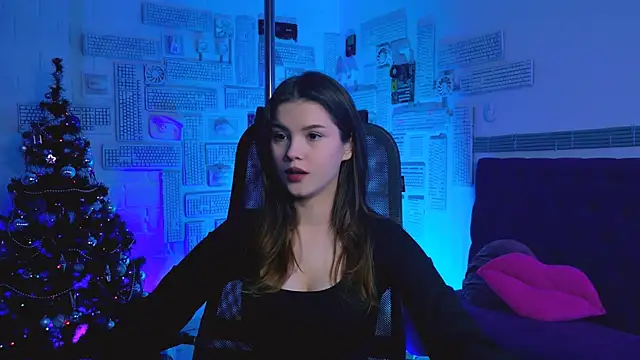 Snapshot of EvaThopson chatting on 12-26-24, 12:05 EvaThopson online show from 12-26-24, 12:05