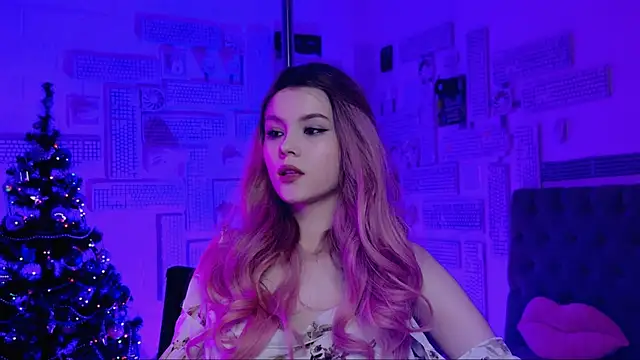 Snapshot of EvaThopson chatting on 01-25-25, 12:16 EvaThopson online show from 01-25-25, 12:16