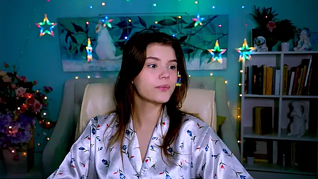 Snapshot of EvaThopson chatting on 03-04-25, 08:02 EvaThopson online show from 03-04-25, 08:02