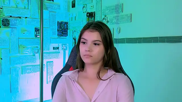 Snapshot of EvaThopson chatting on 09-28-25, 07:58 EvaThopson online show from 09-28-25, 07:58