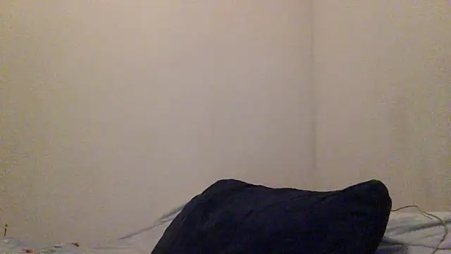 Snapshot of Hxnsovrgon chatting on 06-20-26, 04:04 Hxnsovrgon online show from 06-20-26, 04:04