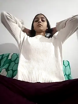 Snapshot of pikubaby chatting on 01-13-26, 07:52 pikubaby online show from 01-13-26, 07:52