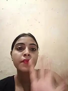Snapshot of pikubaby chatting on 06-18-26, 06:56 pikubaby online show from 06-18-26, 06:56