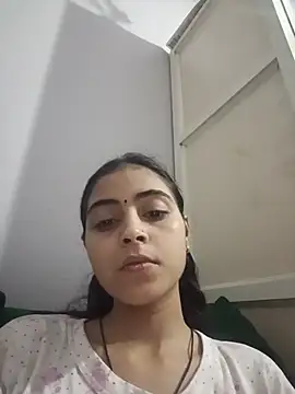 Snapshot of pikubaby chatting on 07-19-26, 06:33 pikubaby online show from 07-19-26, 06:33