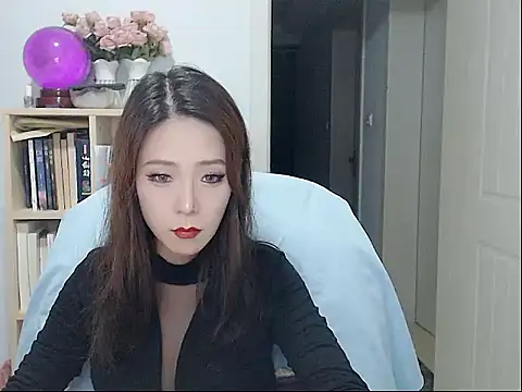 SuSushi728 online show from 11-04-25, 03:55