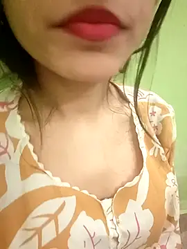 Snapshot of EACH_555 chatting on 11-21-25, 05:00 EACH 555 online show from 11-21-25, 05:00