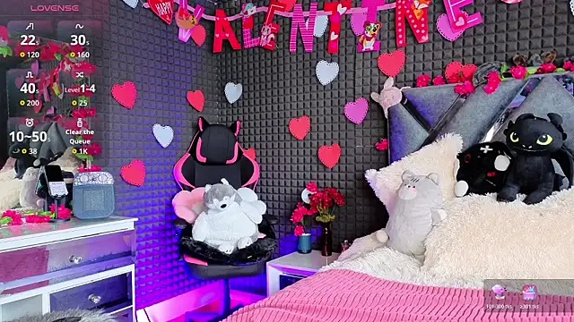 SolBeaumont1 online show from 02-18-26, 08:05