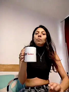 Snapshot of Selenakyle92_ chatting on 03-19-26, 04:44 Selenakyle92 online show from 03-19-26, 04:44