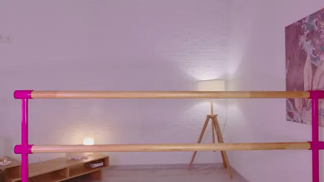 lylylovesyou online show from 04-28-26, 05:56