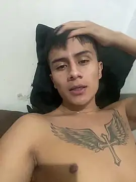 The  Rodriguez online show from 01-01-25, 01:37