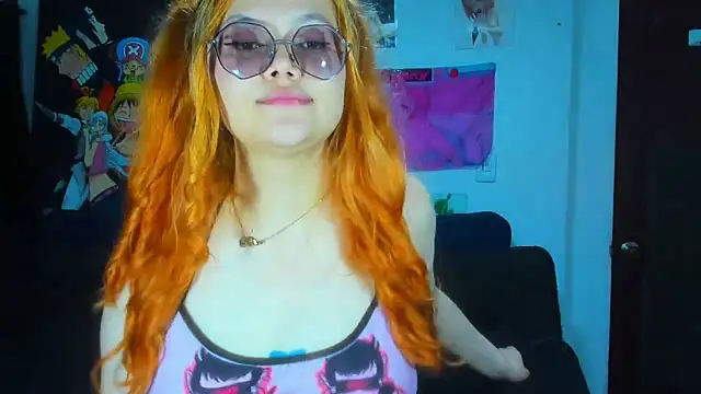 Snapshot of Lily_stone04 chatting on 03-15-25, 06:47 Lily stone04 online show from 03-15-25, 06:47