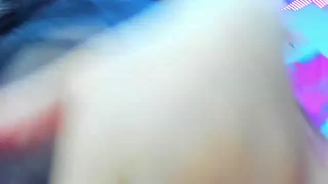 Snapshot of Lily_stone04 chatting on 11-13-25, 05:50 Lily stone04 online show from 11-13-25, 05:50