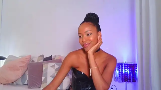 JuliaMartini online show from 03-03-26, 12:11