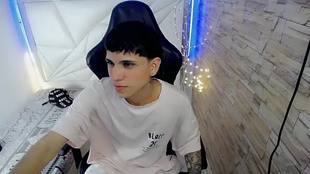 Snapshot of Brayan_lopezz chatting on 12-03-24, 02:27 Brayan lopezz online show from 12-03-24, 02:27