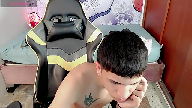 Snapshot of Brayan_lopezz chatting on 01-28-25, 07:21 Brayan lopezz online show from 01-28-25, 07:21