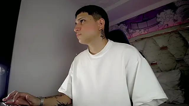 Snapshot of Brayan_lopezz chatting on 05-01-26, 03:33 Brayan lopezz online show from 05-01-26, 03:33