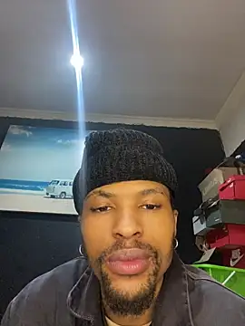 BlueIceCube online show from 05-27-26, 04:37