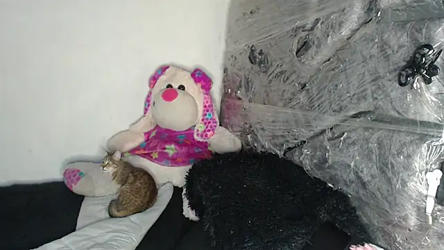 skinny sweet2411 online show from 01-16-26, 05:00