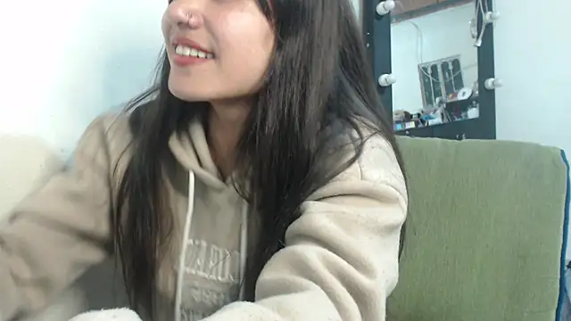 Snapshot of skinny_sweet2411 chatting on 07-22-26, 01:19 skinny sweet2411 online show from 07-22-26, 01:19