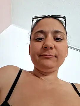 Nell-X online show from 06-10-26, 11:31