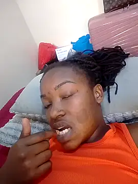 Snapshot of Chichii- chatting on 10-30-25, 11:22 Chichii- online show from 10-30-25, 11:22