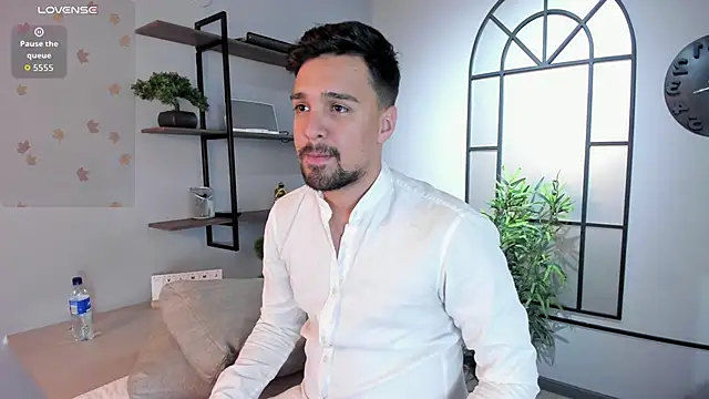 Edward max online show from 02-26-26, 03:38