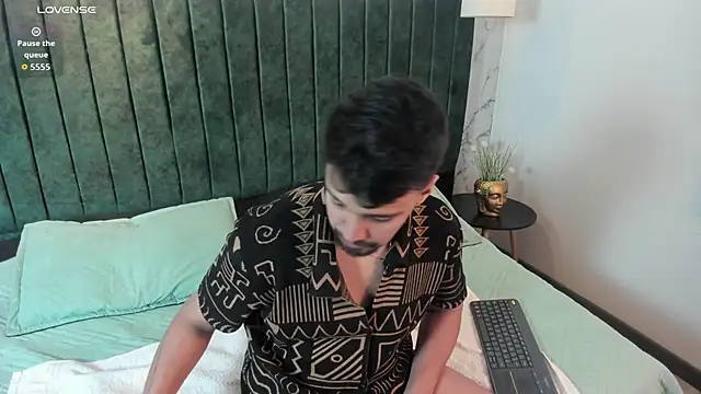 Edward max online show from 03-01-26, 03:19