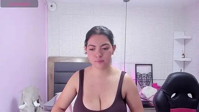 Snapshot of shelbystetson chatting on 01-24-25, 11:04 shelbystetson online show from 01-24-25, 11:04