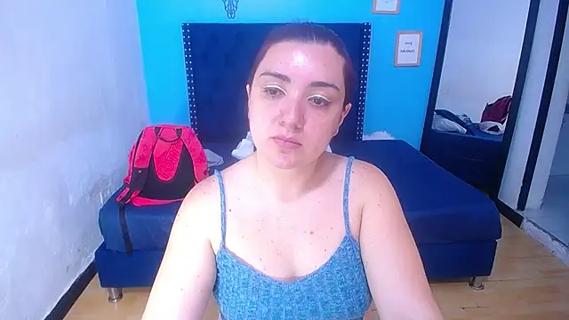 Snapshot of kinky_redhead18 chatting on 10-23-25, 01:32 kinky redhead18 online show from 10-23-25, 01:32