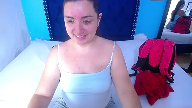 Snapshot of kinky_redhead18 chatting on 11-07-25, 01:44 kinky redhead18 online show from 11-07-25, 01:44