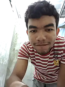 Reynold2608 online show from 12-26-24, 04:14