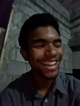 Reynold2608 online show from 01-09-26, 03:53