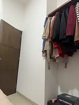 Snapshot of diosagriega_1 chatting on 12-16-25, 05:56 diosagriega 1 online show from 12-16-25, 05:56