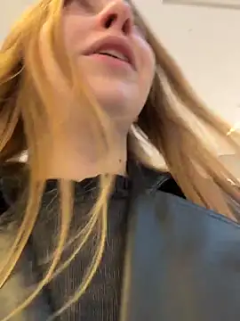 Sunny   Bunny online show from 02-22-26, 01:42