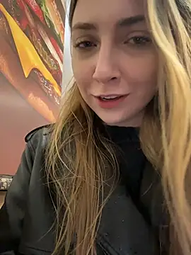 Sunny   Bunny online show from 04-25-26, 02:25