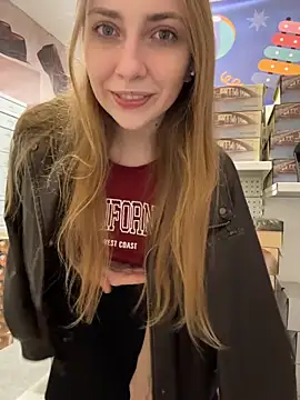 Sunny   Bunny online show from 06-01-26, 03:03