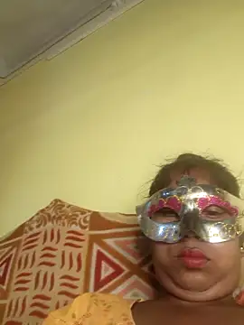 Snapshot of tinabhabhi chatting on 05-13-26, 10:12 tinabhabhi online show from 05-13-26, 10:12