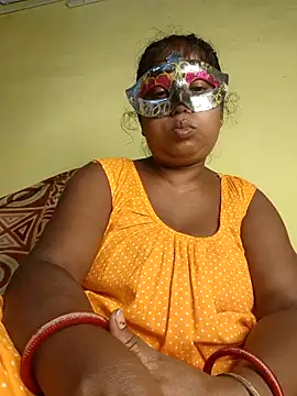Snapshot of tinabhabhi chatting on 06-22-26, 10:34 tinabhabhi online show from 06-22-26, 10:34