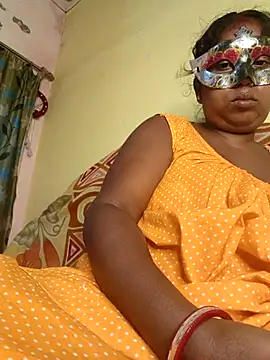Snapshot of tinabhabhi chatting on 06-24-26, 10:03 tinabhabhi online show from 06-24-26, 10:03