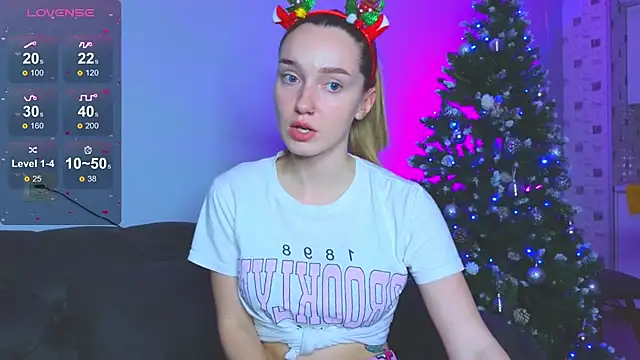 Wild Sophie  online show from 12-20-25, 06:15