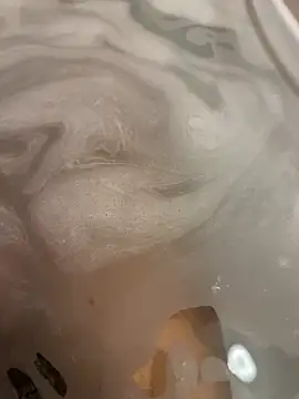 Snapshot of SensualG300 chatting on 10-29-25, 04:04 SensualG300 online show from 10-29-25, 04:04