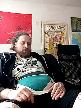 Snapshot of Ozomitro chatting on 02-28-25, 01:47 Ozomitro online show from 02-28-25, 01:47