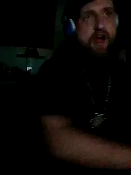Snapshot of Ozomitro chatting on 03-04-25, 10:05 Ozomitro online show from 03-04-25, 10:05