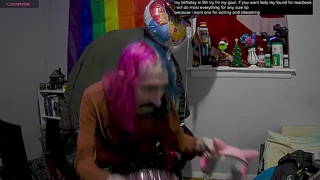 Snapshot of tallnerdyguy chatting on 02-10-25, 03:13 tallnerdyguy online show from 02-10-25, 03:13