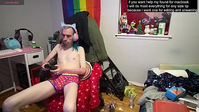 Snapshot of tallnerdyguy chatting on 03-17-25, 02:52 tallnerdyguy online show from 03-17-25, 02:52