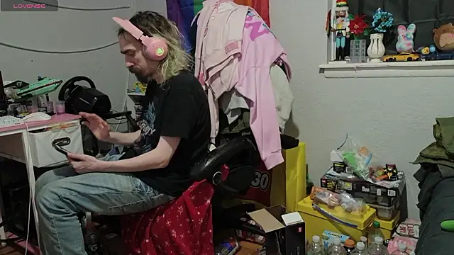 tallnerdyguy online show from 03-21-26, 02:38