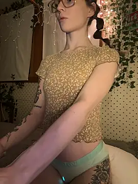 dreamteemergirl online show from 02-07-26, 01:42