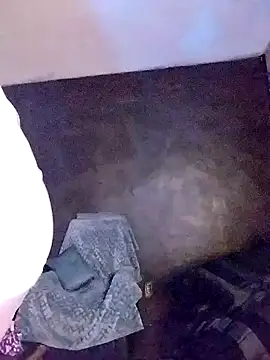 Snapshot of ivylee31 chatting on 12-13-24, 02:32 ivylee31 online show from 12-13-24, 02:32