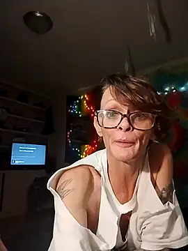 ivylee31 online show from 11-12-25, 07:42