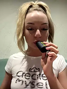 Snapshot of melissa_grr chatting on 12-03-24, 02:05 melissa grr online show from 12-03-24, 02:05